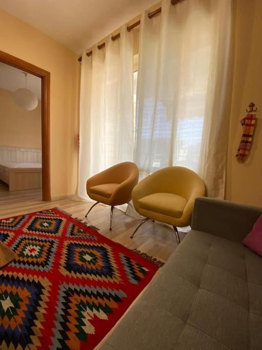 Ferienwohnung *Heart Of New Bazaar 1 Bed Apt* Tirana Exterior foto